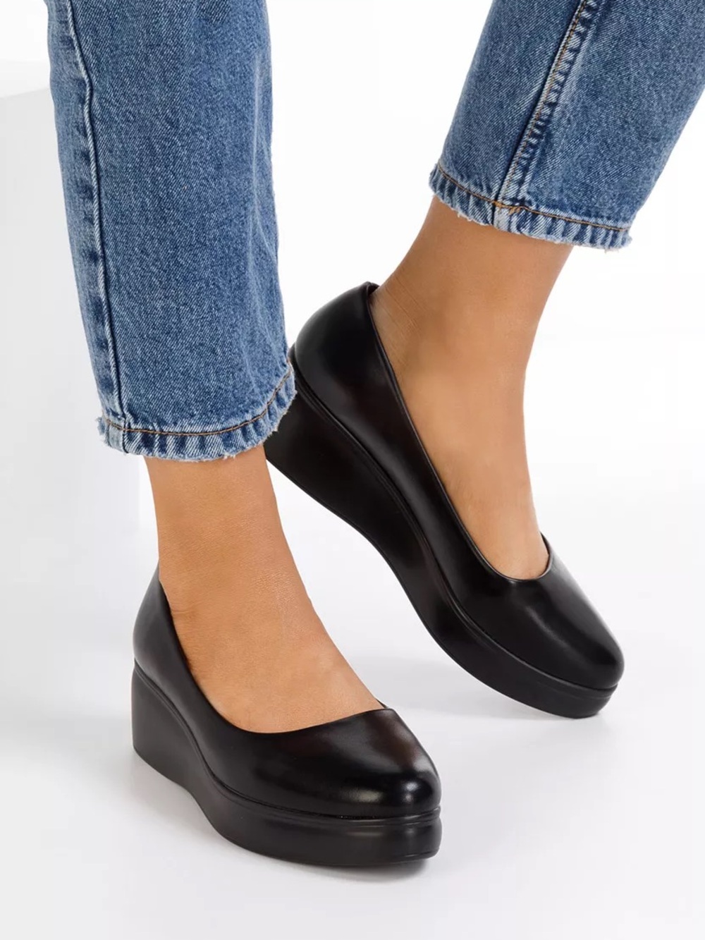 Benvenuti Leather Platform Shoes